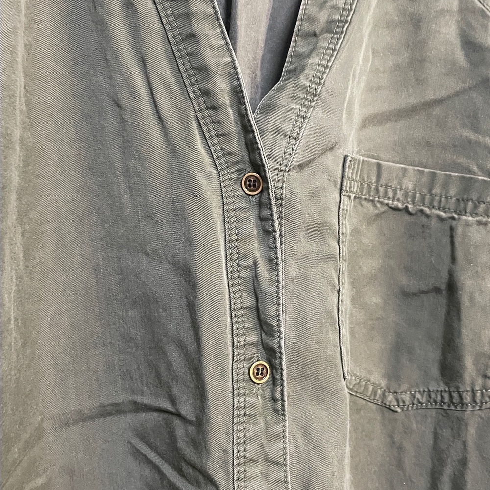 Westbound Olive Green Lightweight Button Down shirt with bell sleeves - Picture 5 of 9